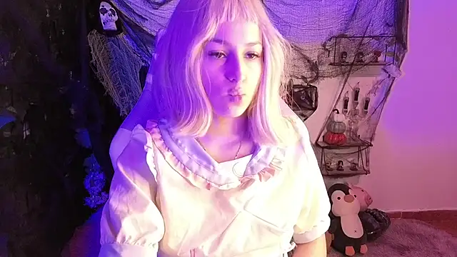 Eymmy_24 - show ass+spanks