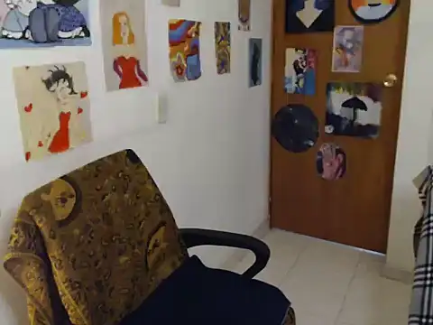 Soynanabela28 - STRIPTEASE, NAKED AND OIL