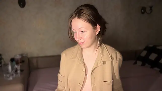 Your_moonlight_ - show my panties close to the camera