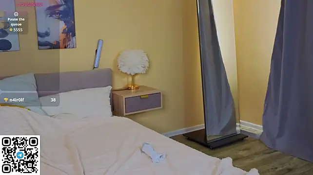 Sinti_Phillips - pet the pussy