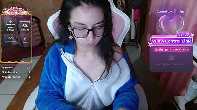Maggie_Fox3 - SHOW ASS
