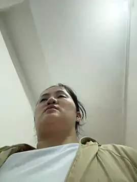 Amy1688 - 脱内裤直播一分钟
