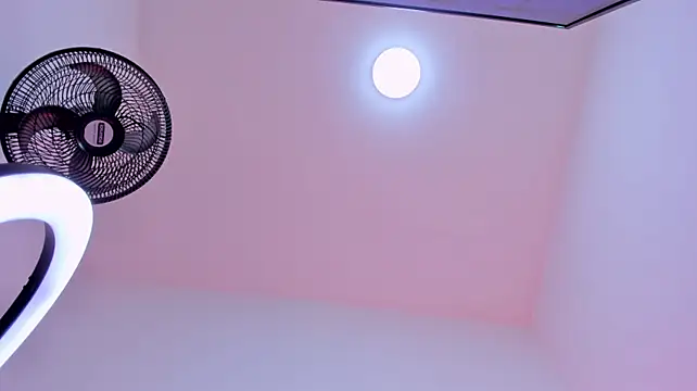 ShaunaDream - Doggy + Spank soft ass