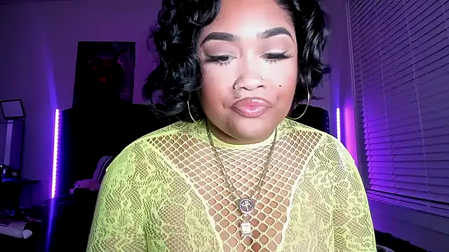 Lovelyzylah - RIDE ME GODDESS