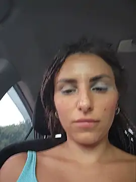 Izabella_Bella - All naked in car 🚗