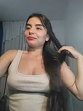 _SaraGrey - Spanks ass x 10 🍑