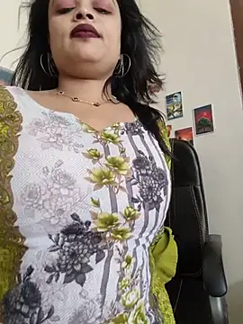 Pinky-2 - Oiling My Sexy Pussy Hole
