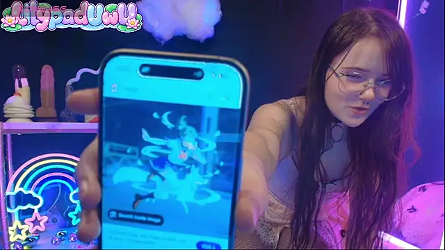LilypadUwU - Lush In 🖤ྀིྀི