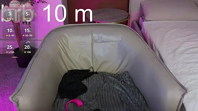VelvetDolll - fucking pussy with a dildo