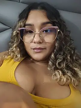 BrendaGirs - Fingers in the ass