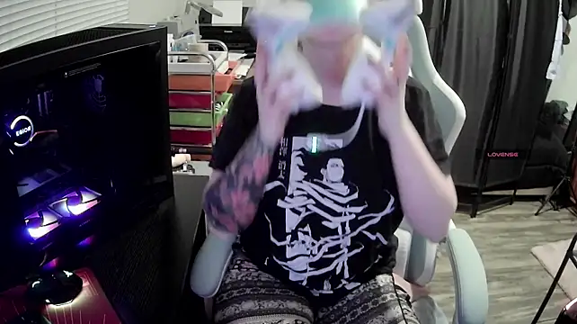 LilyFoxxx