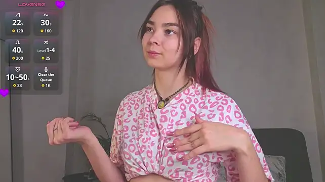 SaraiMagar - Flash boobs