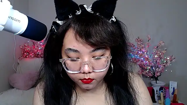 Moertomlly - SHOW MY BOOBS
