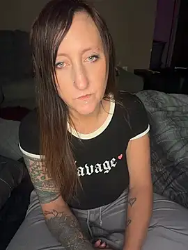 XoTatianaXo - Up close of trimmed pussy