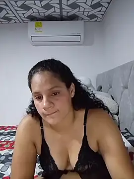 Cieloo_777 - 💖Take Off My Top & Squeeze My Boobs💖