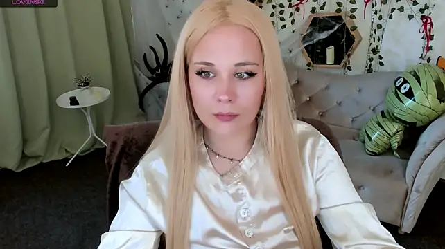 Rita_Wild - sucking two fingers + sperm on tongue