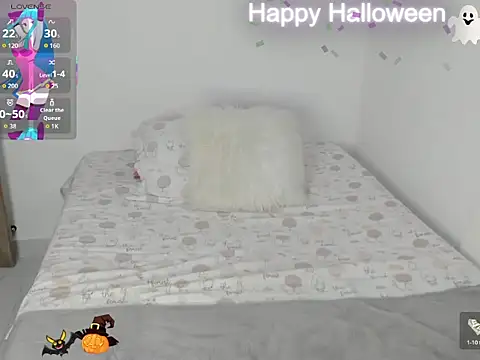 Ruby_Velvett - naked boobs