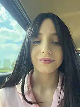 Lilonok - play with my virgin pussy