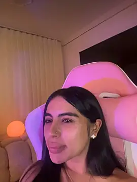 Emily-14 - sexy dance