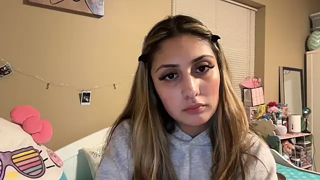 Badbihdani18 - Titty Flash!! 🍒