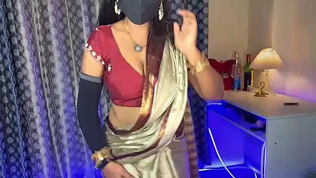 Miss_flirty69 - Wet your clothes+ 5 min cntl
