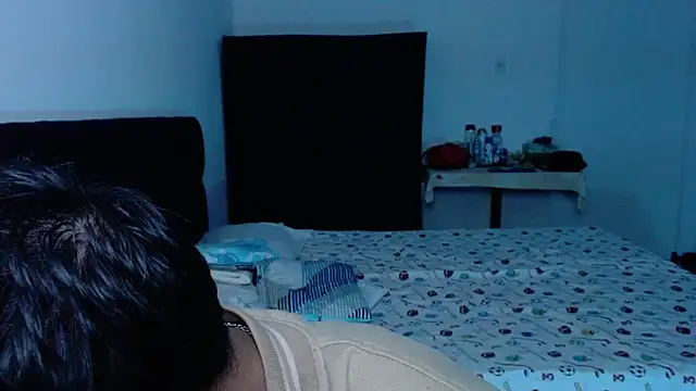 CharlieVexcs - Masturbating My Clitoris