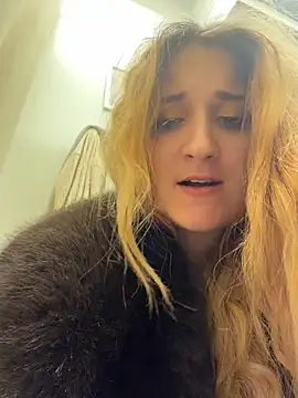 AdelRich - Ahegao on public