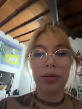 YunoRose_ - :v