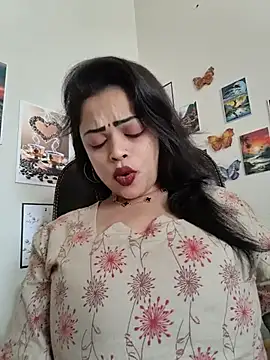 Pinky-2 - Oiling My Sexy Pussy Hole