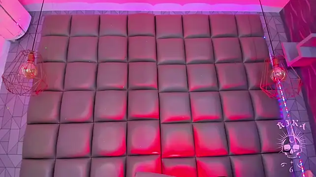 Kira_vance - Plug+Dance+Oil