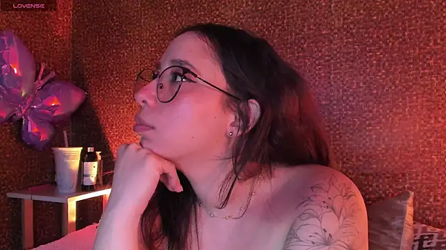 Apartment28 - 💦CUMMMM on her pretty face or mouth💦