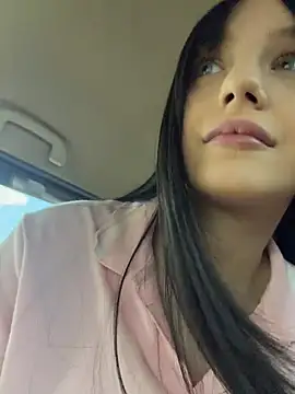 Lilonok - play with my virgin pussy