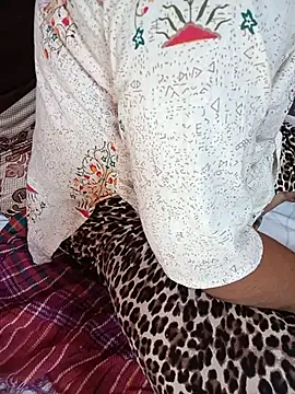 Poojasexy71