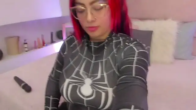 Sofiia-Rubb - Close up asshole tease 🔥