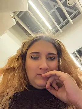 AdelRich - Ahegao on public