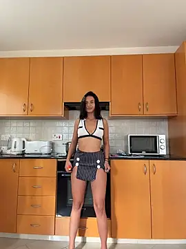TUNDEROSE1 - Boobs