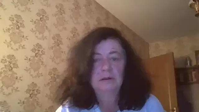 GypsiQueen2 - I'm saving up for a smartphone.