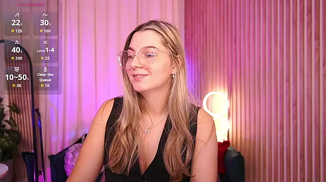 LucreciaStorm - boob zoom + massage