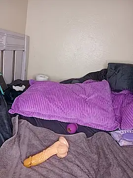 Ivvyie - Anal/pussy play for daddy