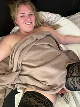 Jolina_Juice - Tipp 21 Tokens -> Nackt-Flash 👀🥵