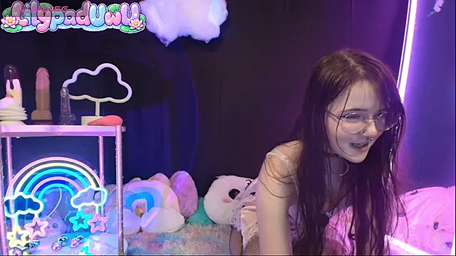 LilypadUwU - Lush In 🖤ྀིྀི