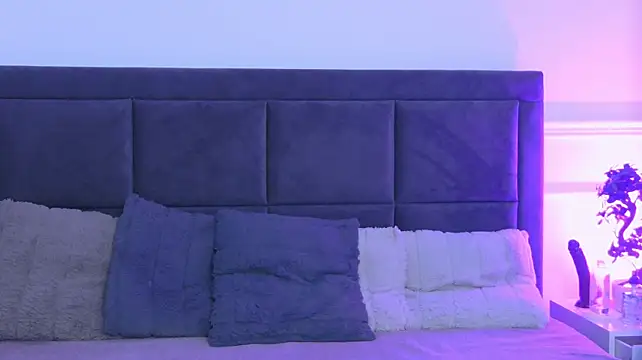 AntoniaMoon - Cumshow