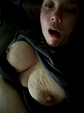 Off_the_Lesh - 🍒 Squeeze my huge tits 4 Daddy 🍒