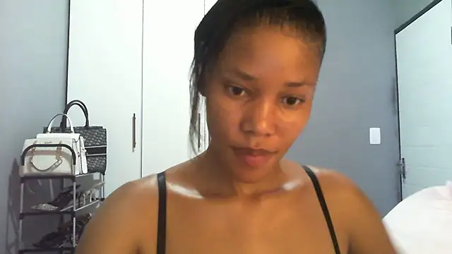 Sexylisa670 - Let me try Anal plug for first time