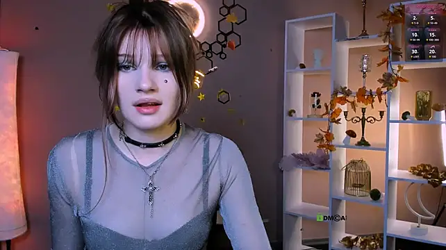 Kiki_swan - show ass