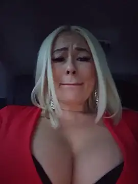 MILFBARBY - Make me wet