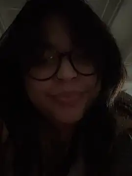Miacanela_xo - Drizzy licks Mia’s nipples