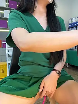 Secretly_masturbating - made me reach climax at the clinic