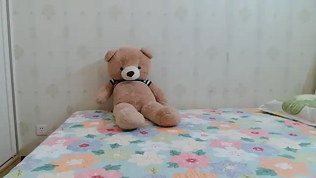 Emgirl-00 - 请赐我一点好运吧 上空乳液揉胸