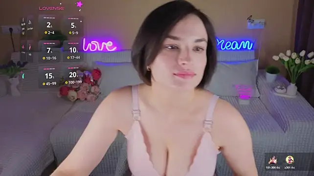 Camilla__one__ - Naked, juicy ass in the doggy